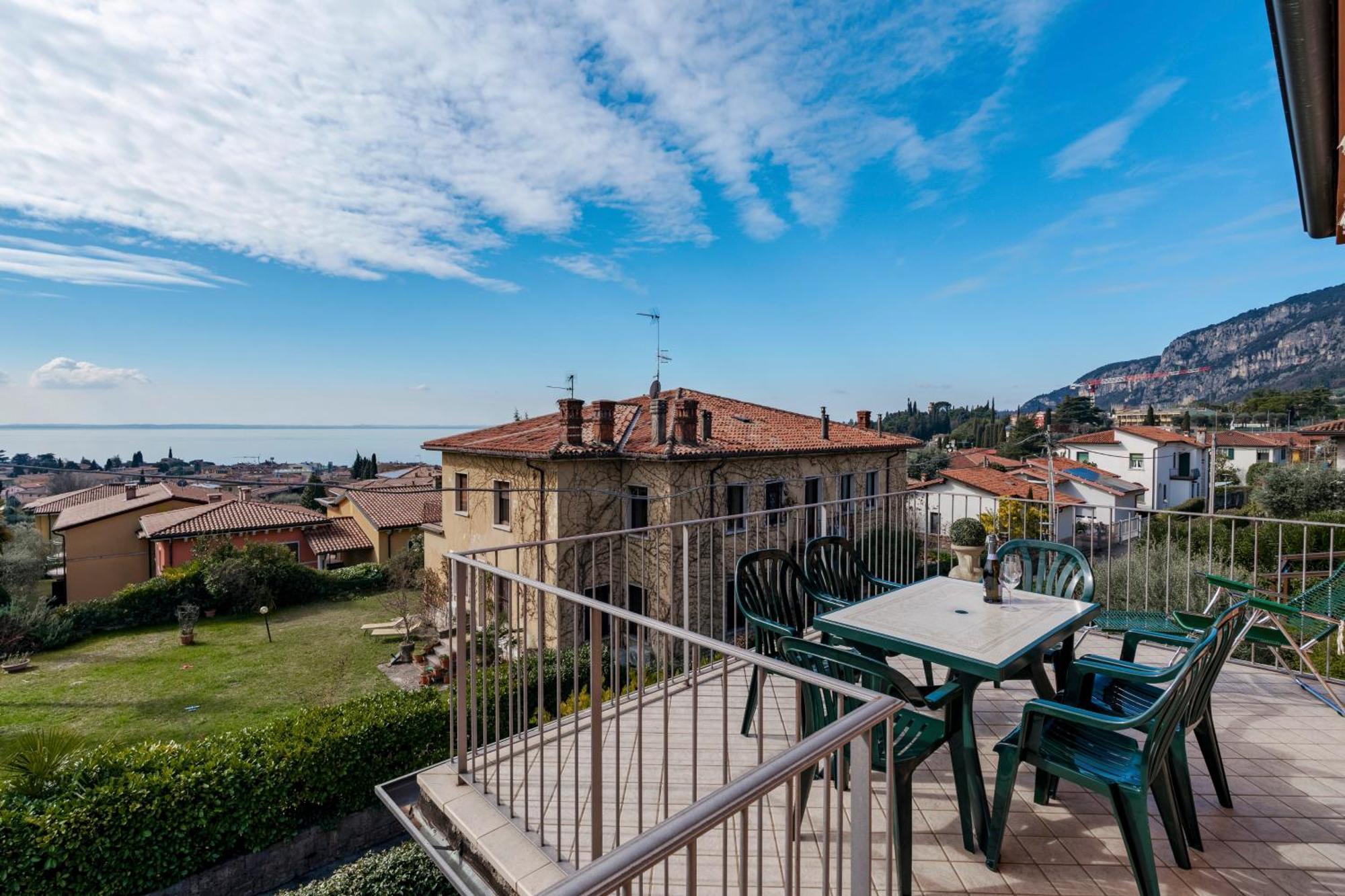 Terrazza Di Garda - Regarda Travel Гарда Екстериор снимка