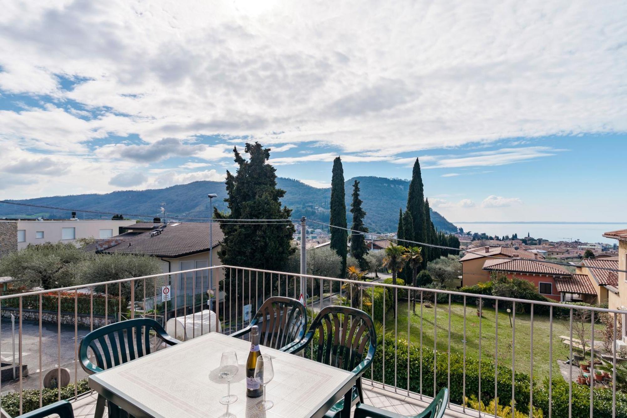 Terrazza Di Garda - Regarda Travel Гарда Екстериор снимка